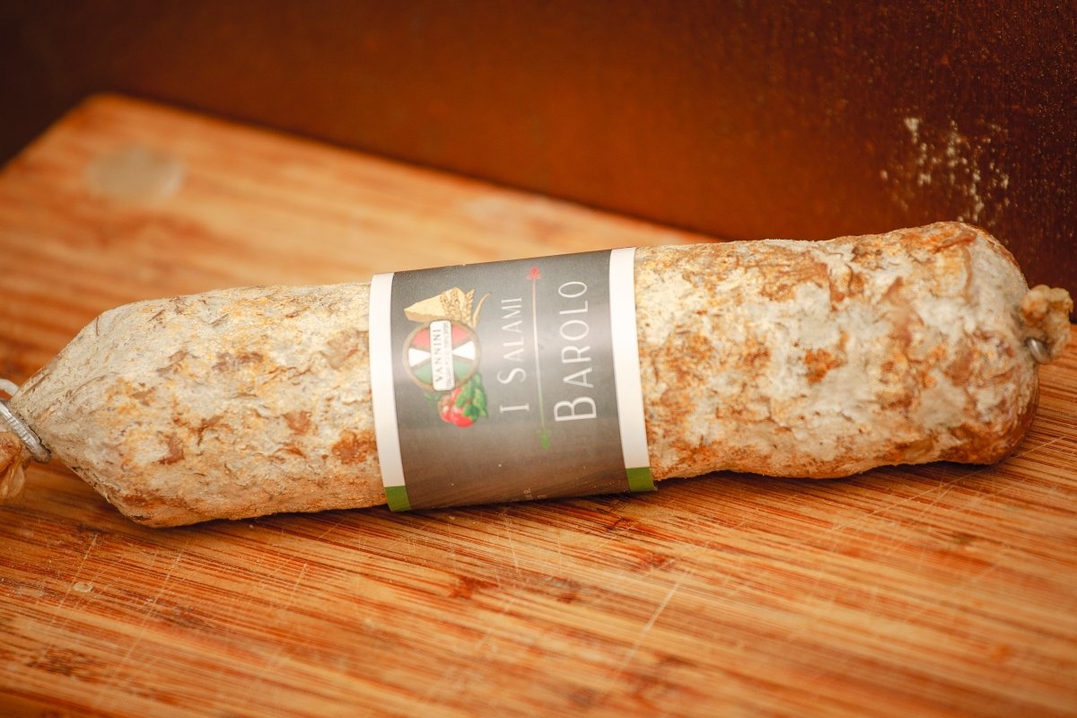 Barolo Rotwein Salami - italianfoodexplorers
