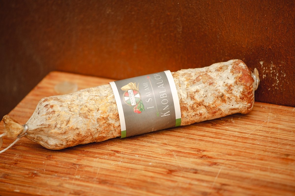 Knoblauch Salami - italianfoodexplorers