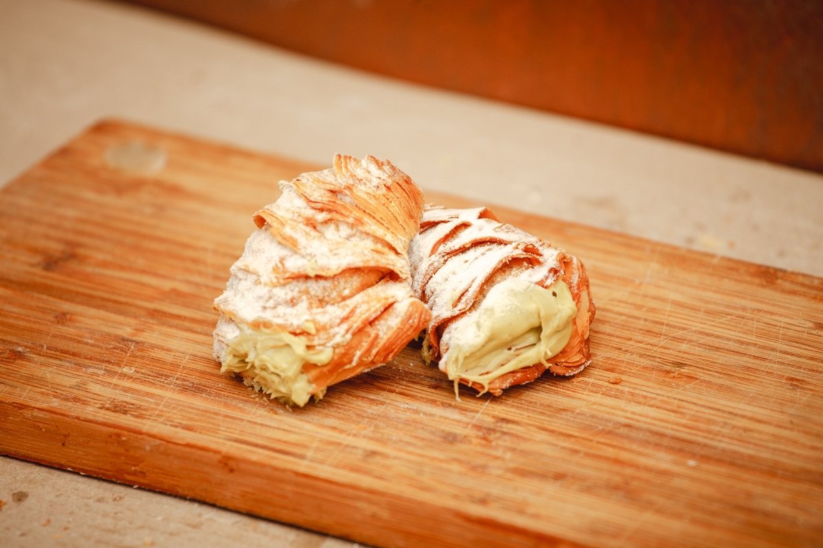 Sfogliatelle Pistazie - italianfoodexplorers